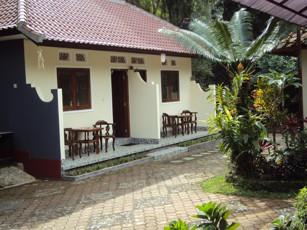 Made Homestay Munduk Экстерьер фото